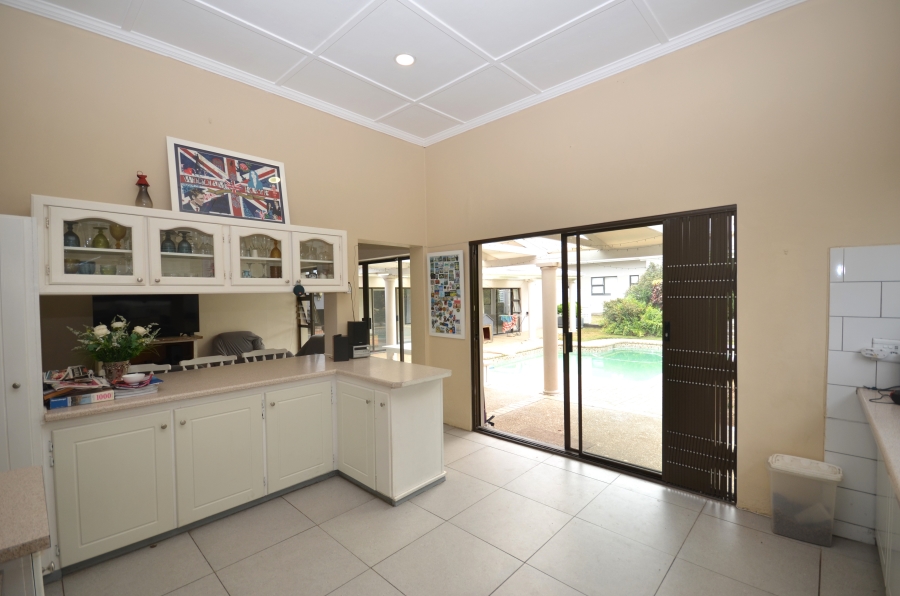 5 Bedroom Property for Sale in Bonnie Doone Eastern Cape